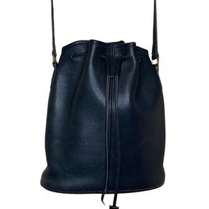 Vintage Coach Leather Saddle bucket Bag Purse Made In USA B4D-9946 Draw String